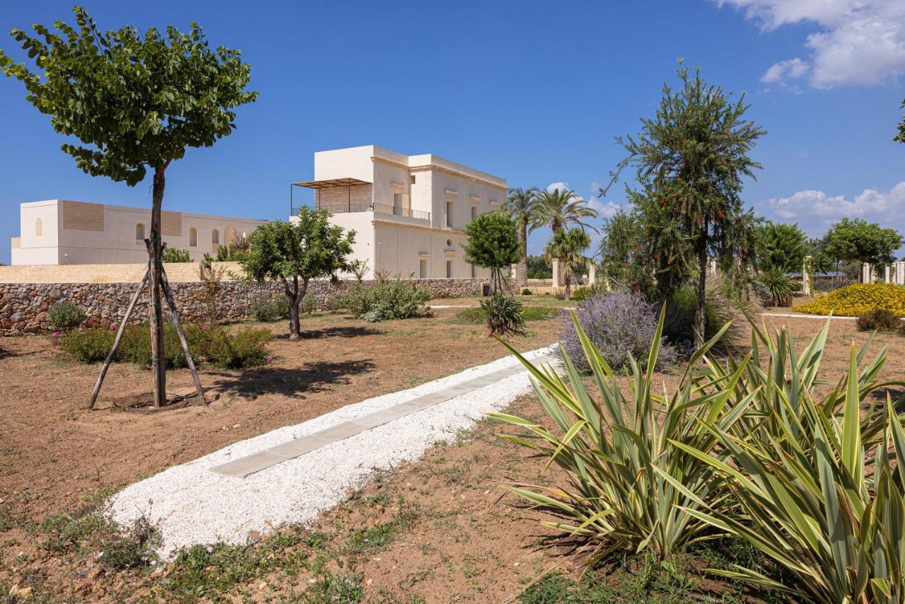 Il Giardino Grande - Dimora In Salento Bed & Breakfast Parabita Exterior foto